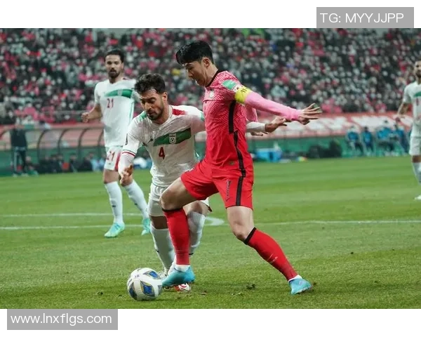 南京足球队在世界杯预选赛中的团队协作表现分析与点评